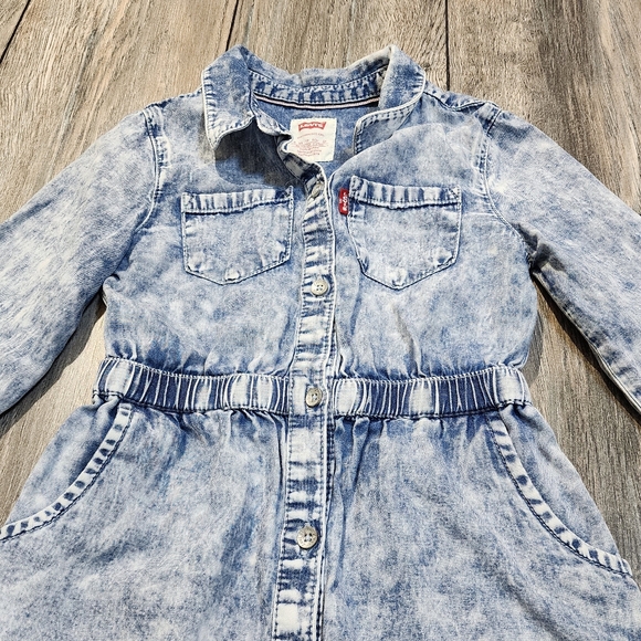 Levi's Little Girl's Acid Wash Jean Dress Size XS (3-4yrs) - Picture 4 of 9
